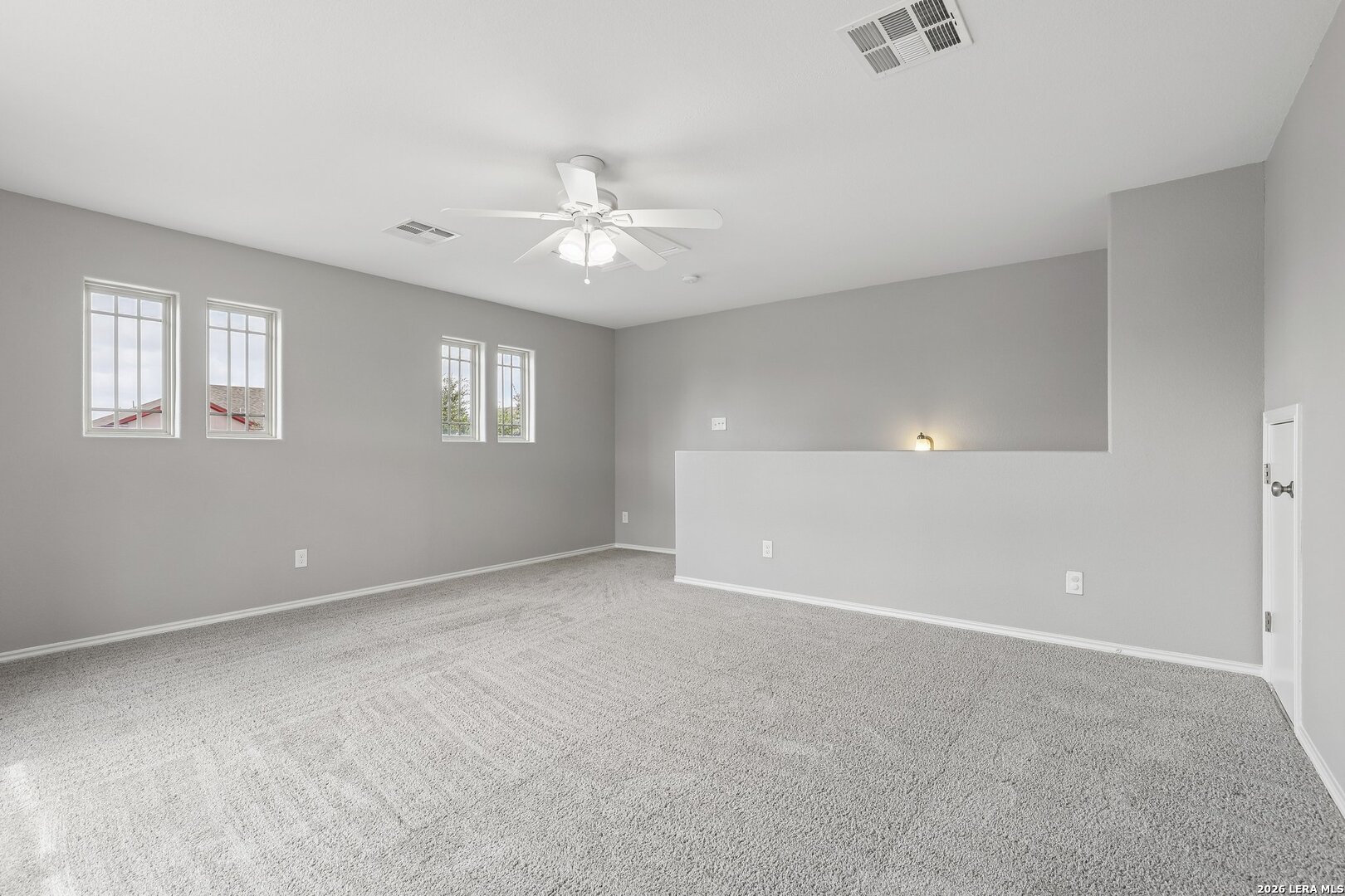 10411 Queensland Way Converse TX 78109