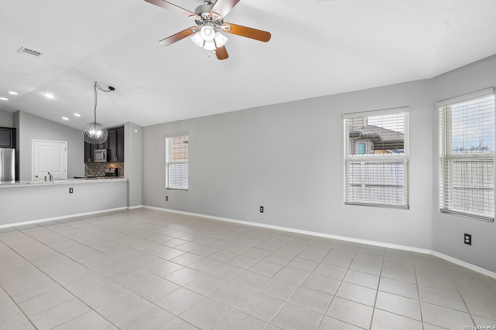 10411 Queensland Way Converse TX 78109