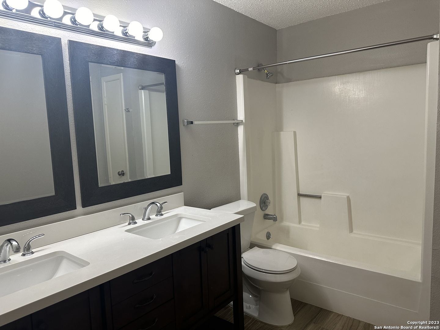 10015 Amber Field San Antonio TX 78245