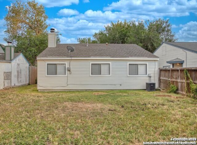 10015 Amber Field San Antonio TX 78245