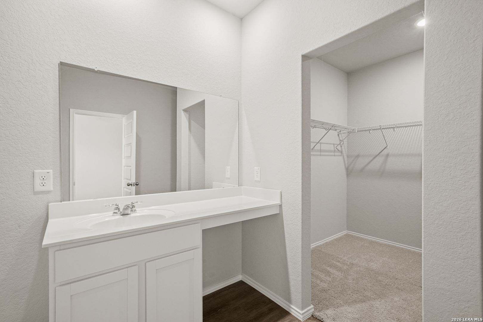 3238 Farm Oak San Antonio TX 78223
