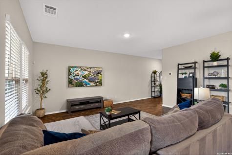 4030 Gossan Springs San Antonio TX 78253
