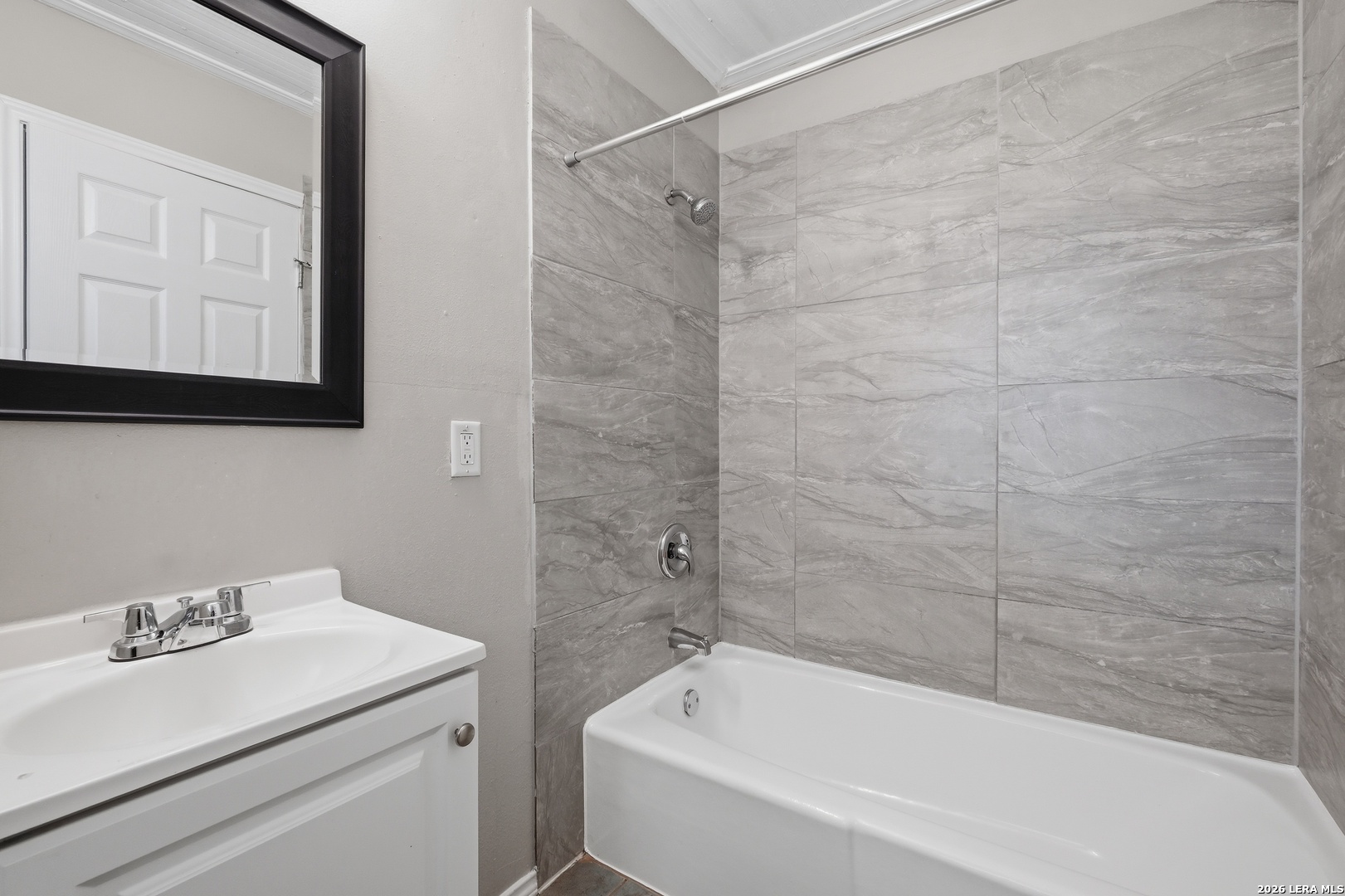 206 Balboa Drive Universal City TX 78148