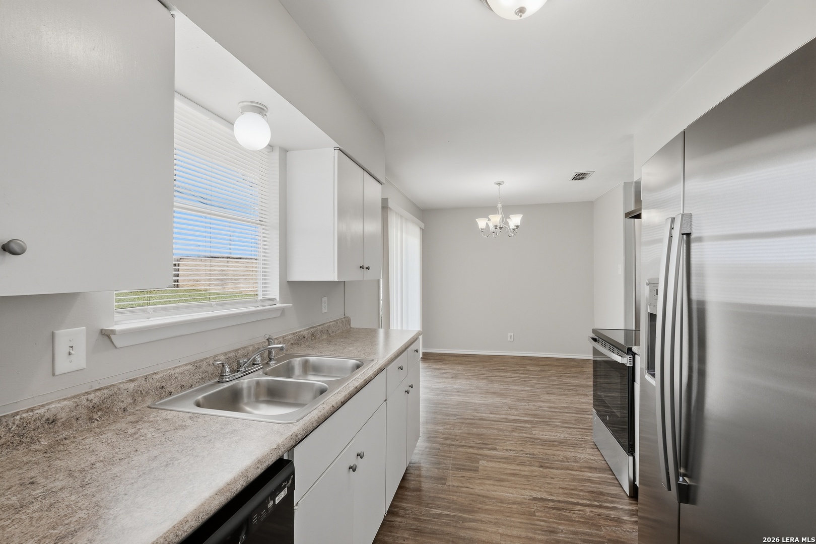 206 Balboa Drive Universal City TX 78148