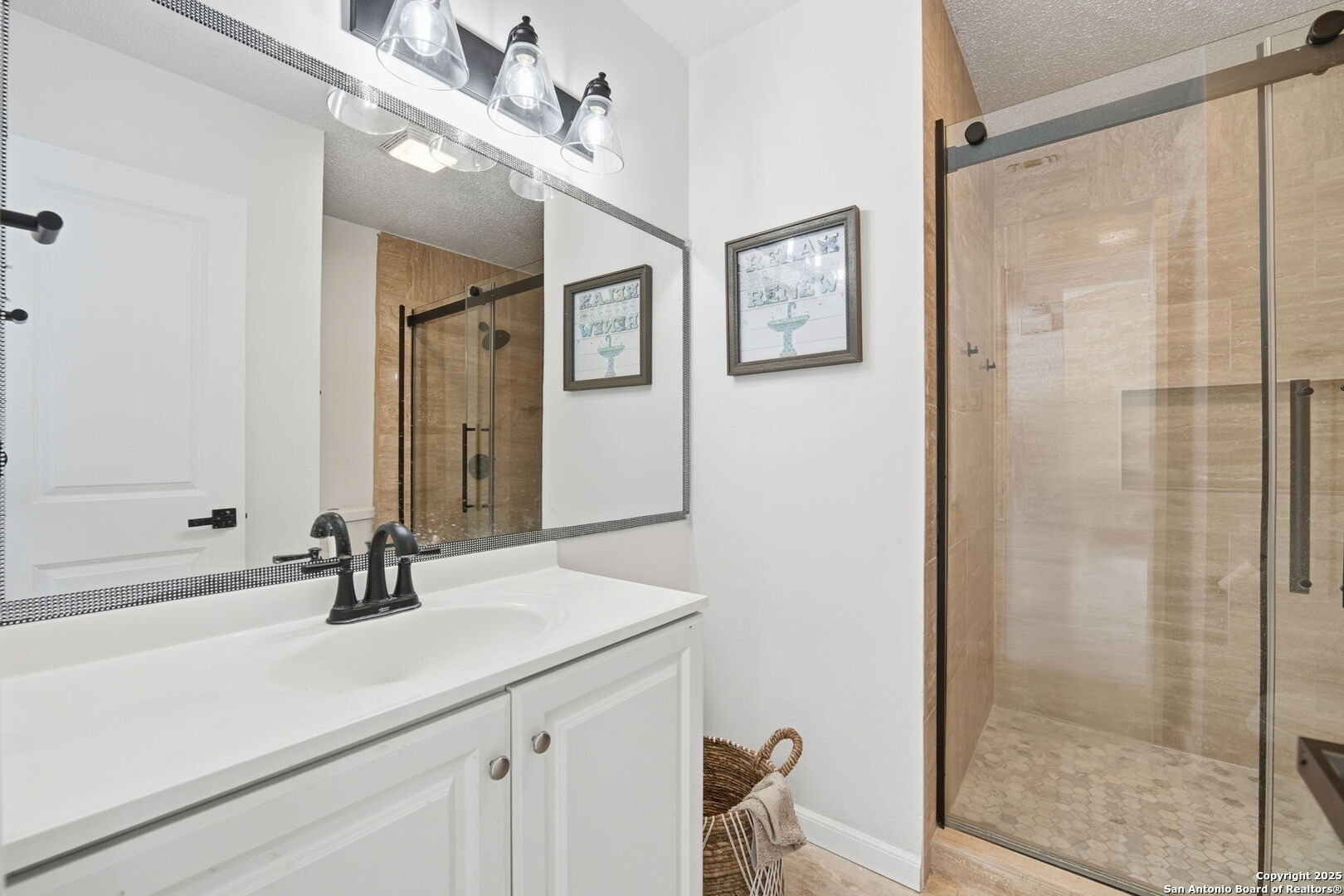 6304 Village Arbor San Antonio TX 78250