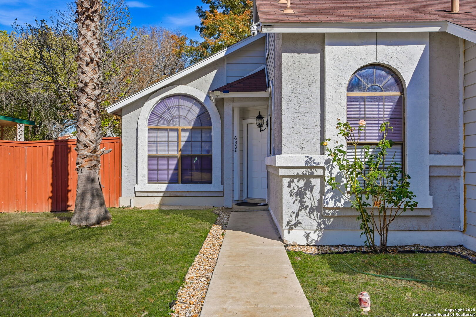 6304 Village Arbor San Antonio TX 78250