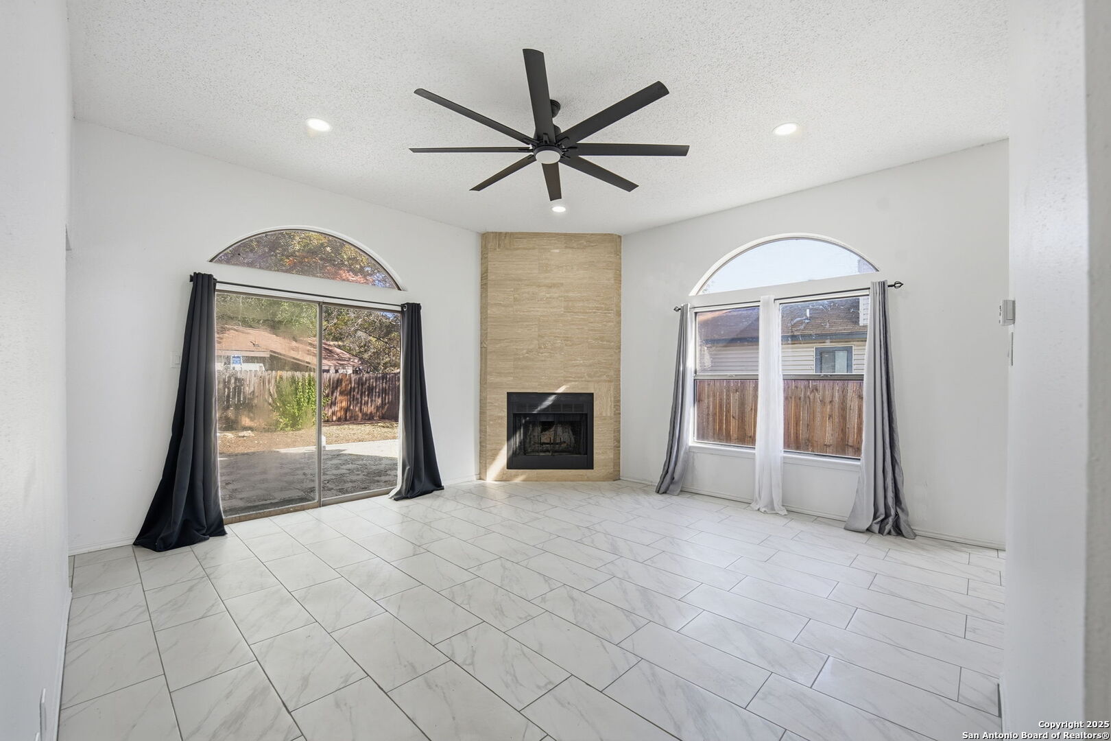 6304 Village Arbor San Antonio TX 78250