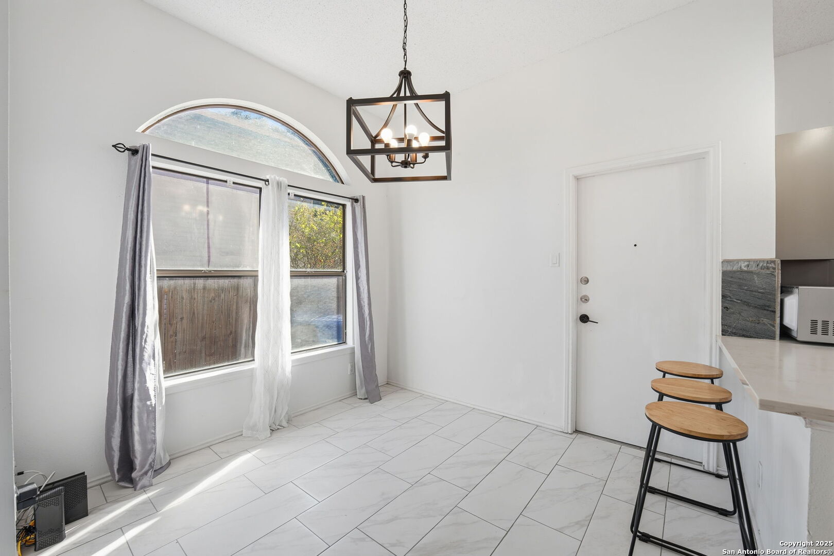 6304 Village Arbor San Antonio TX 78250