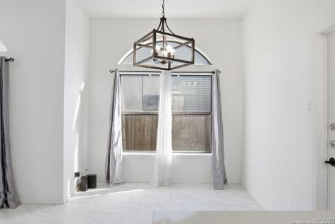 6304 Village Arbor San Antonio TX 78250