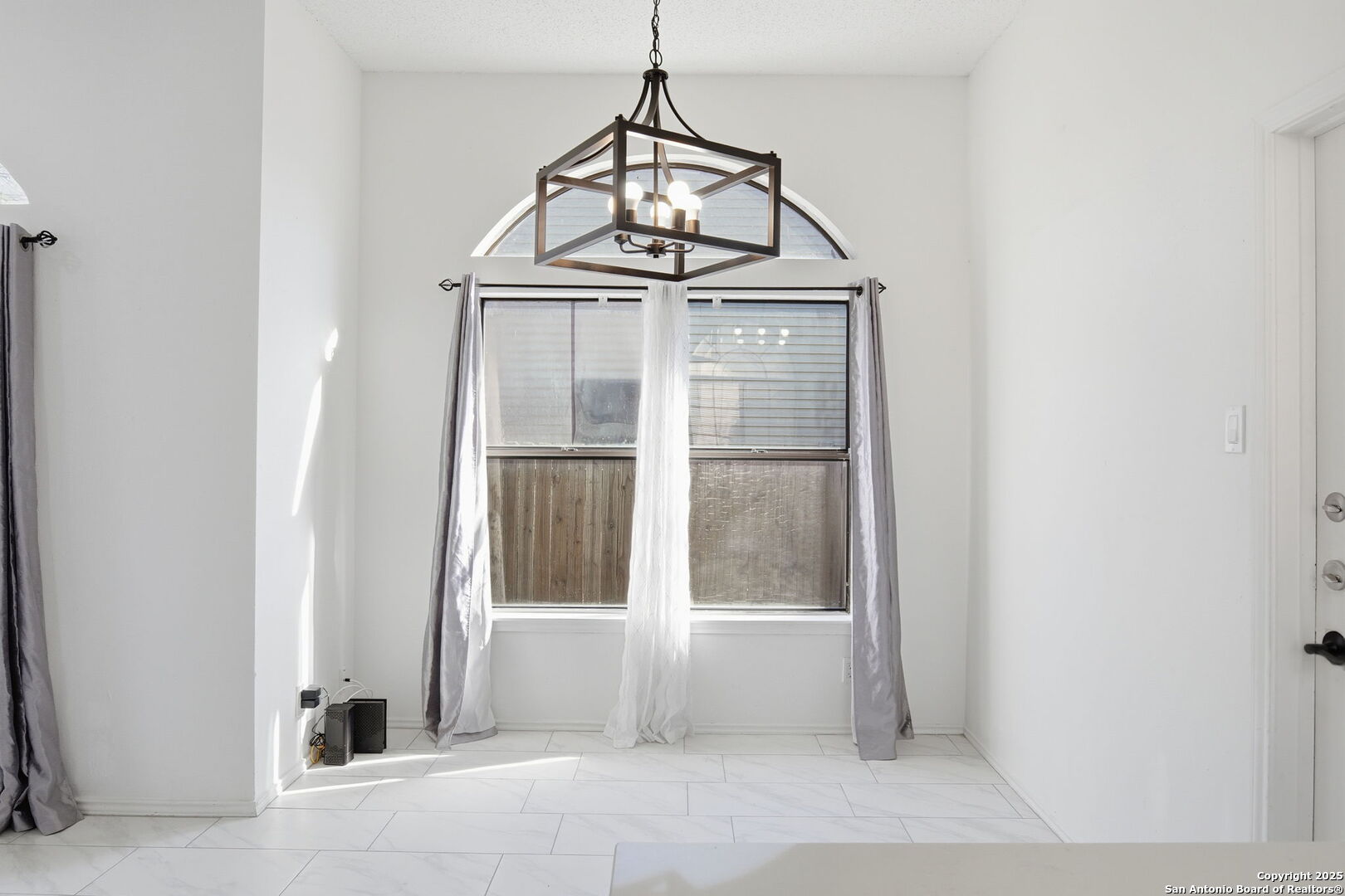 6304 Village Arbor San Antonio TX 78250