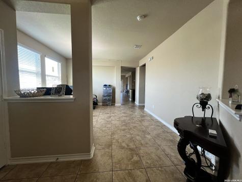 1439 Rock Dove San Antonio TX 78260