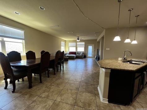 1439 Rock Dove San Antonio TX 78260