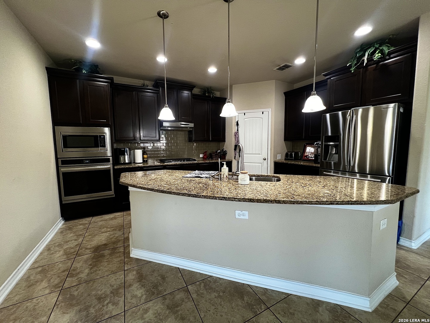 1439 Rock Dove San Antonio TX 78260