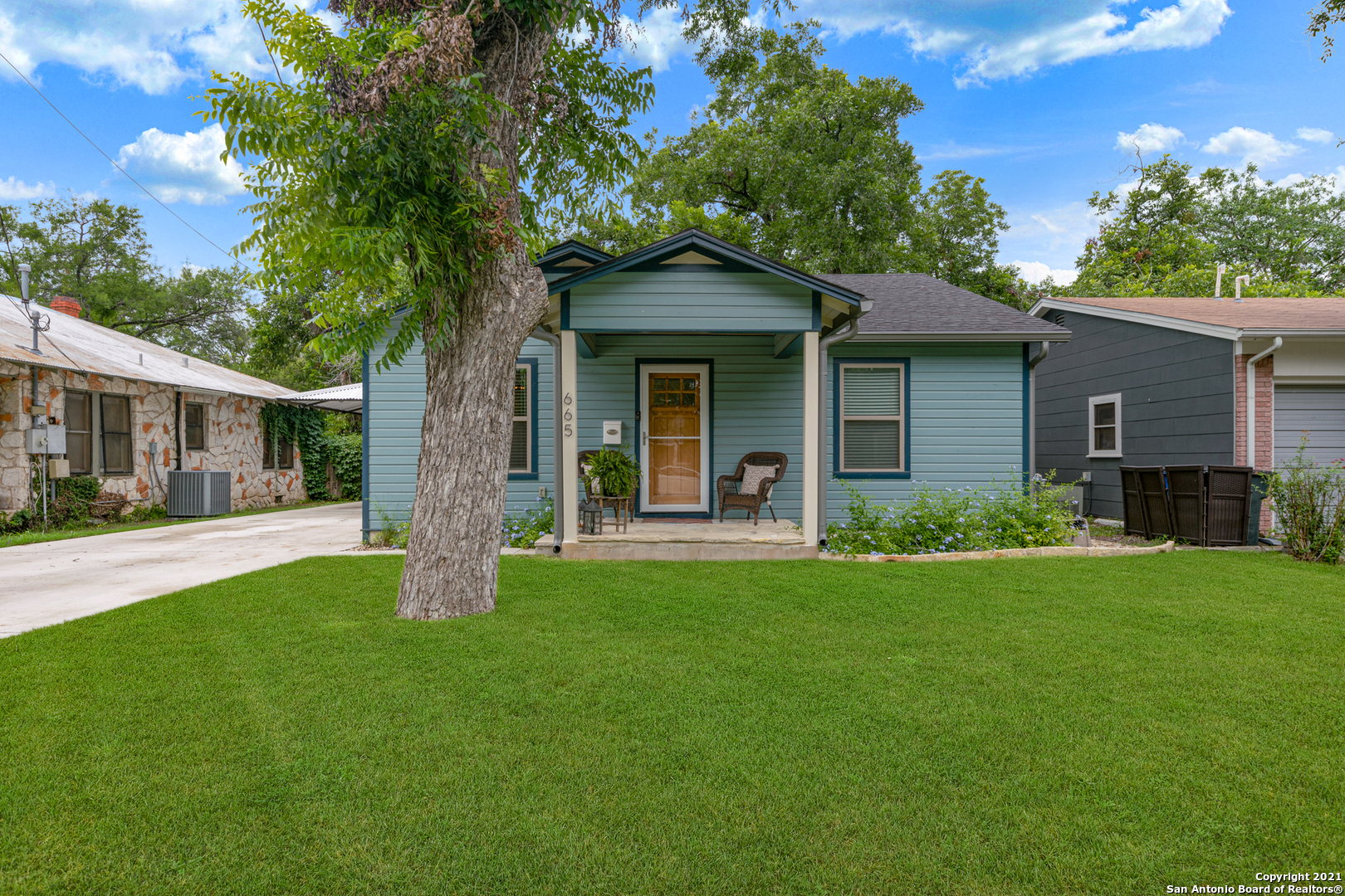 665 S Santa Clara Avenue New Braunfels TX 78130