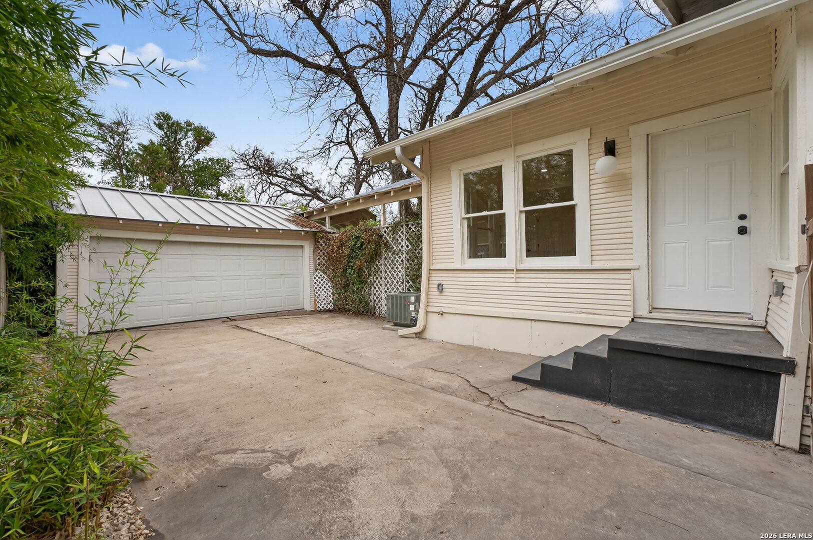 214 Ira San Antonio TX 78209