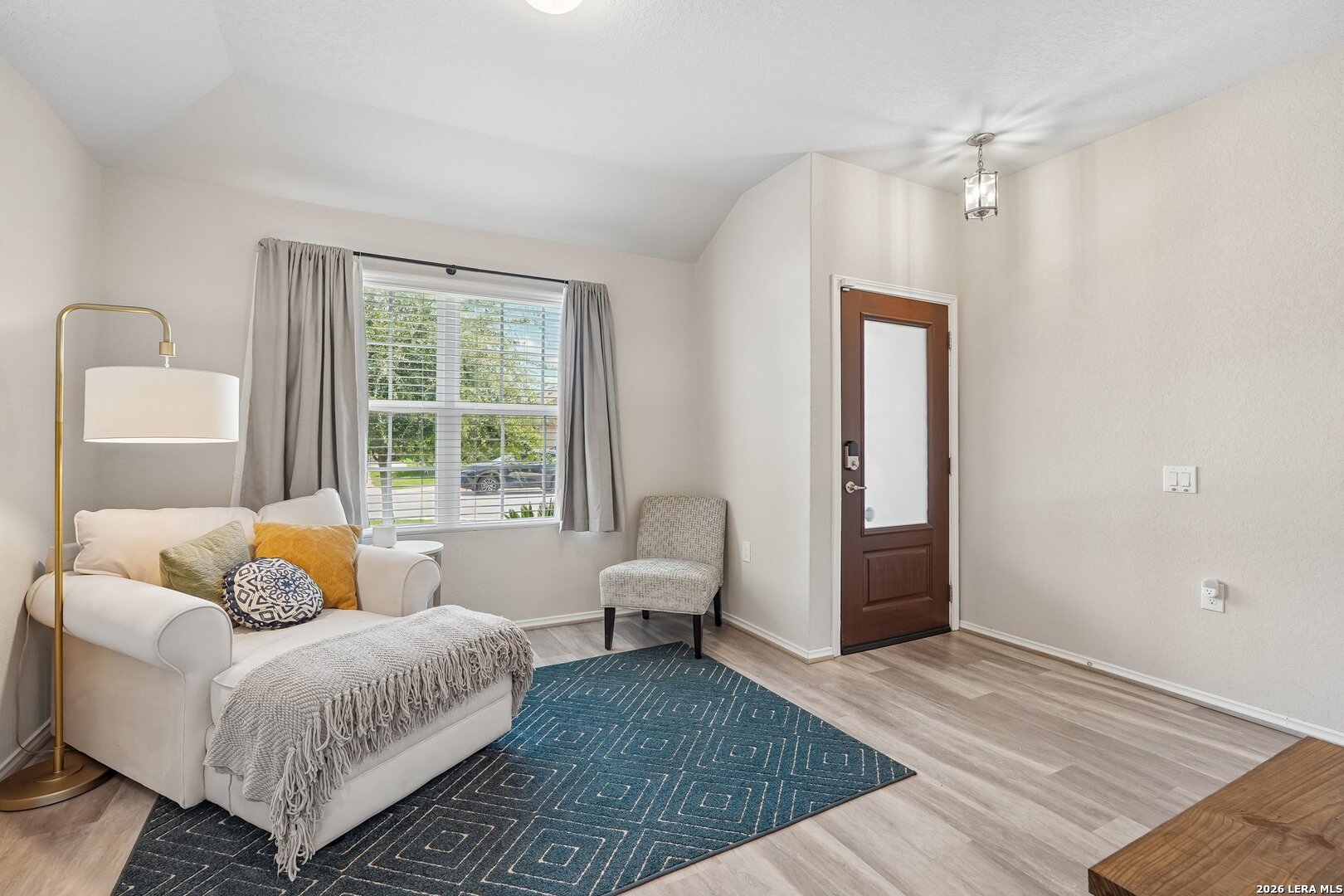 6111 Travis Summit San Antonio TX 78218