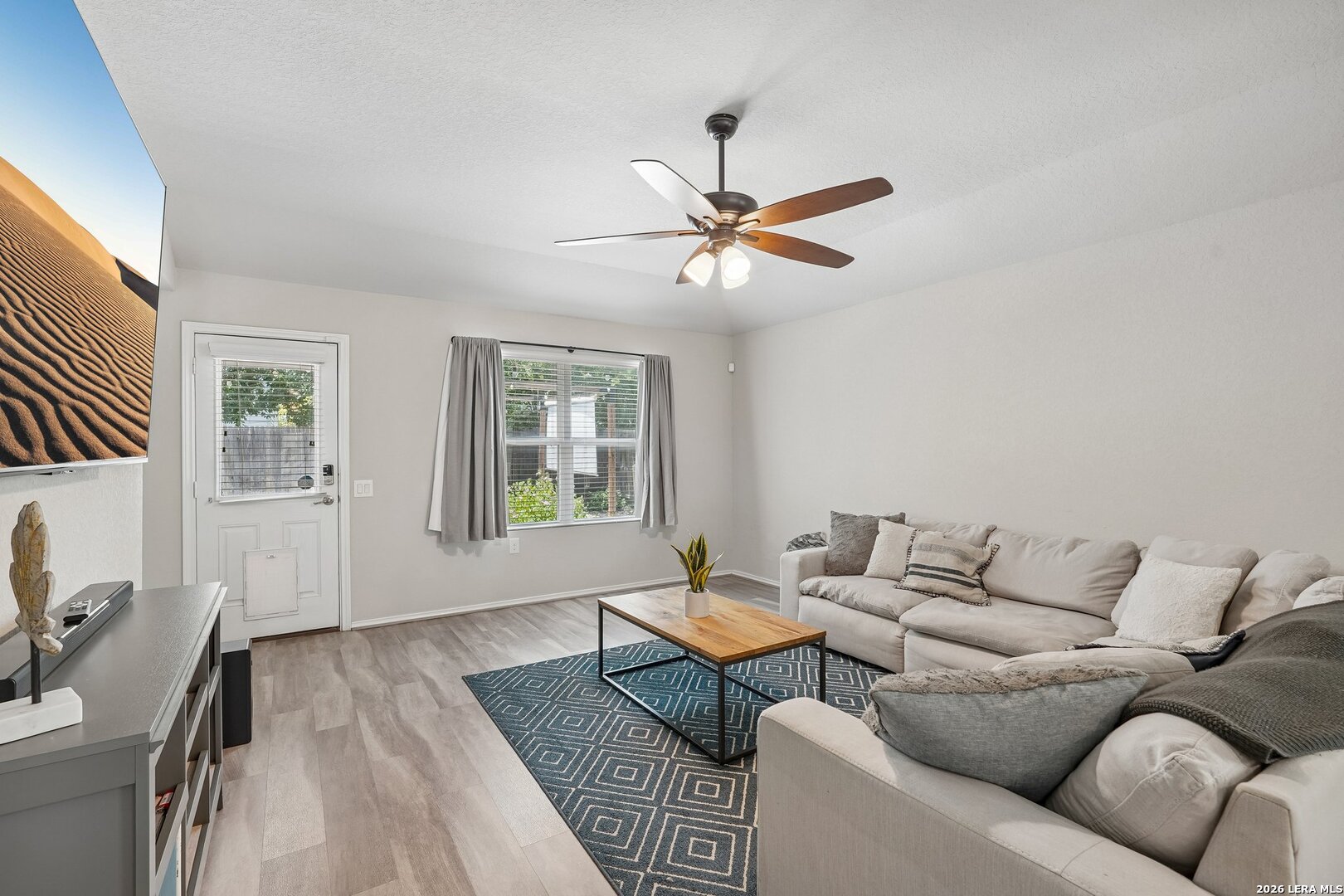 6111 Travis Summit San Antonio TX 78218