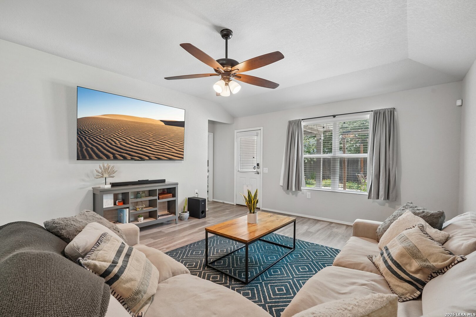 6111 Travis Summit San Antonio TX 78218
