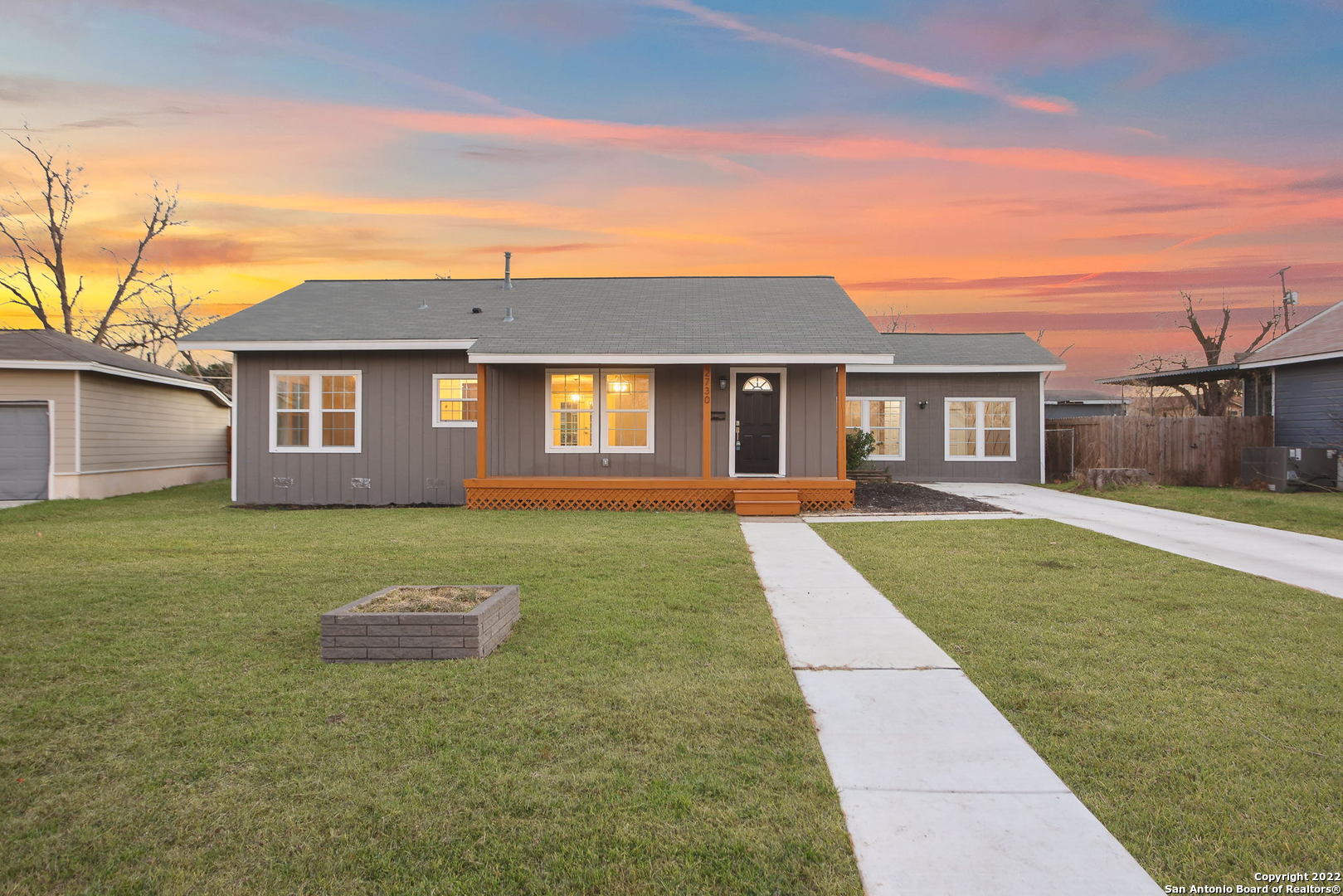 2730 W Mistletoe Avenue San Antonio TX 78228