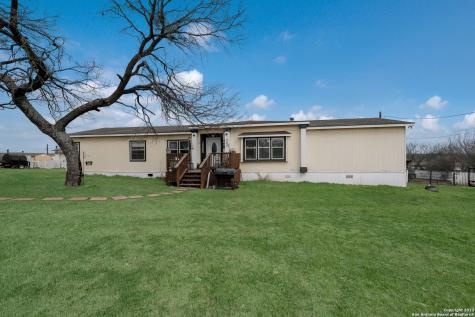 280 County Road 5632 Castroville TX 78009