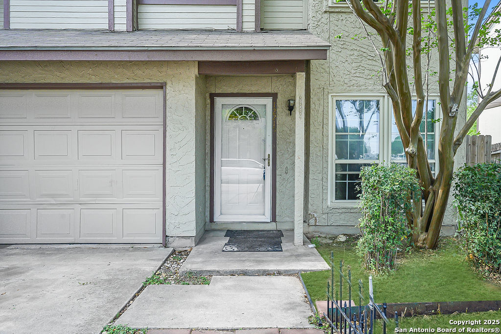12215 Stoney San Antonio TX 78247
