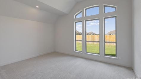 354 Lacey Oak Castroville TX 78009