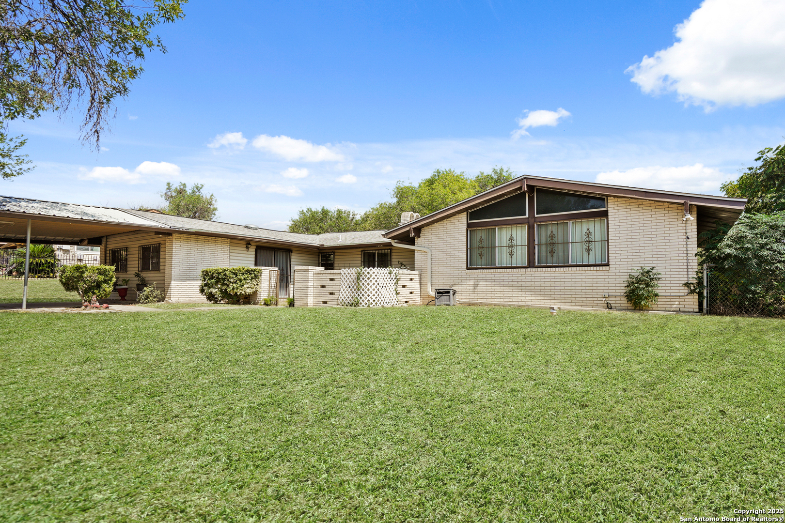 2118 Gaines Mill San Antonio TX 78245
