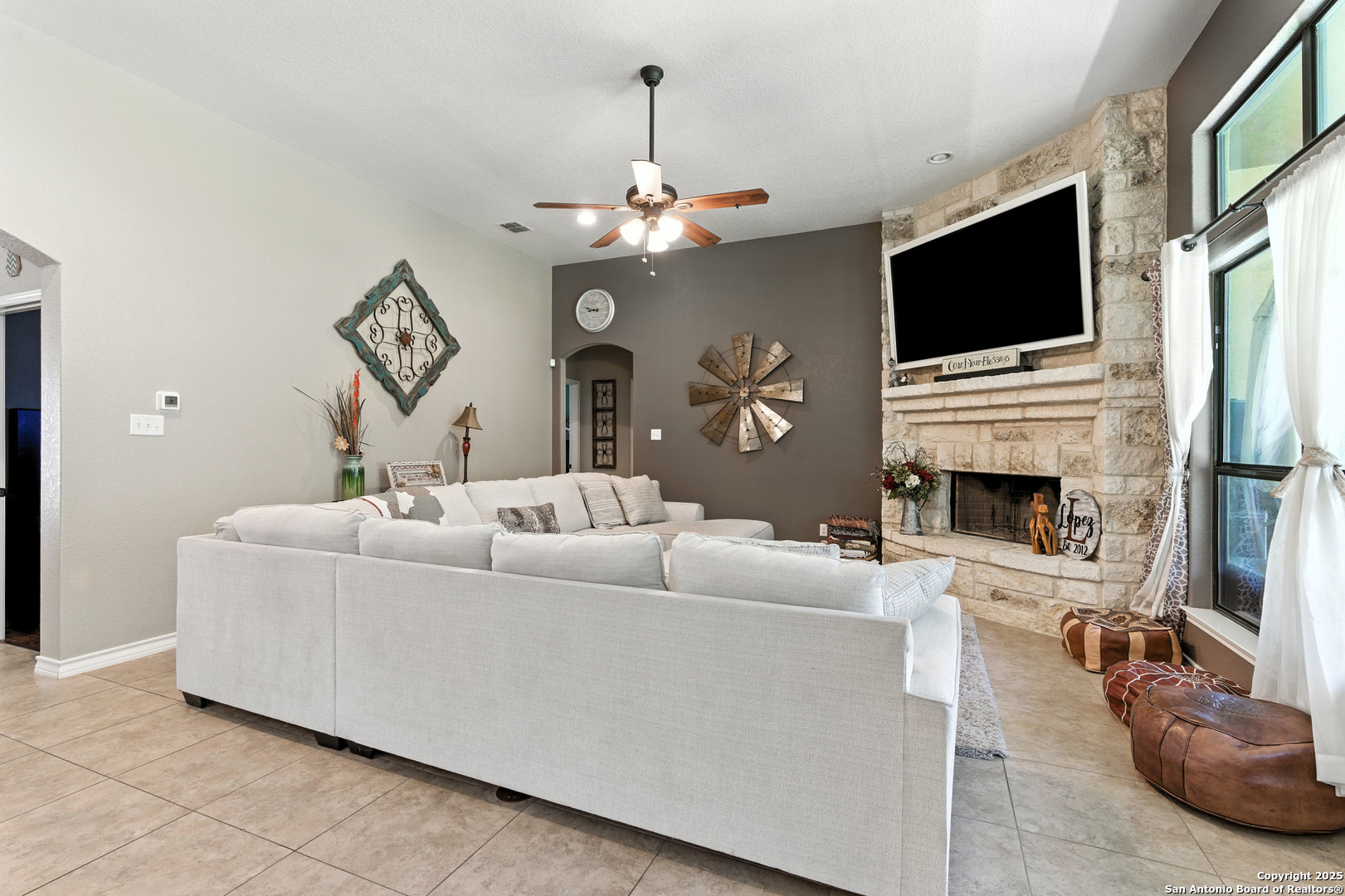 309 Hickory Trail La Vernia TX 78121