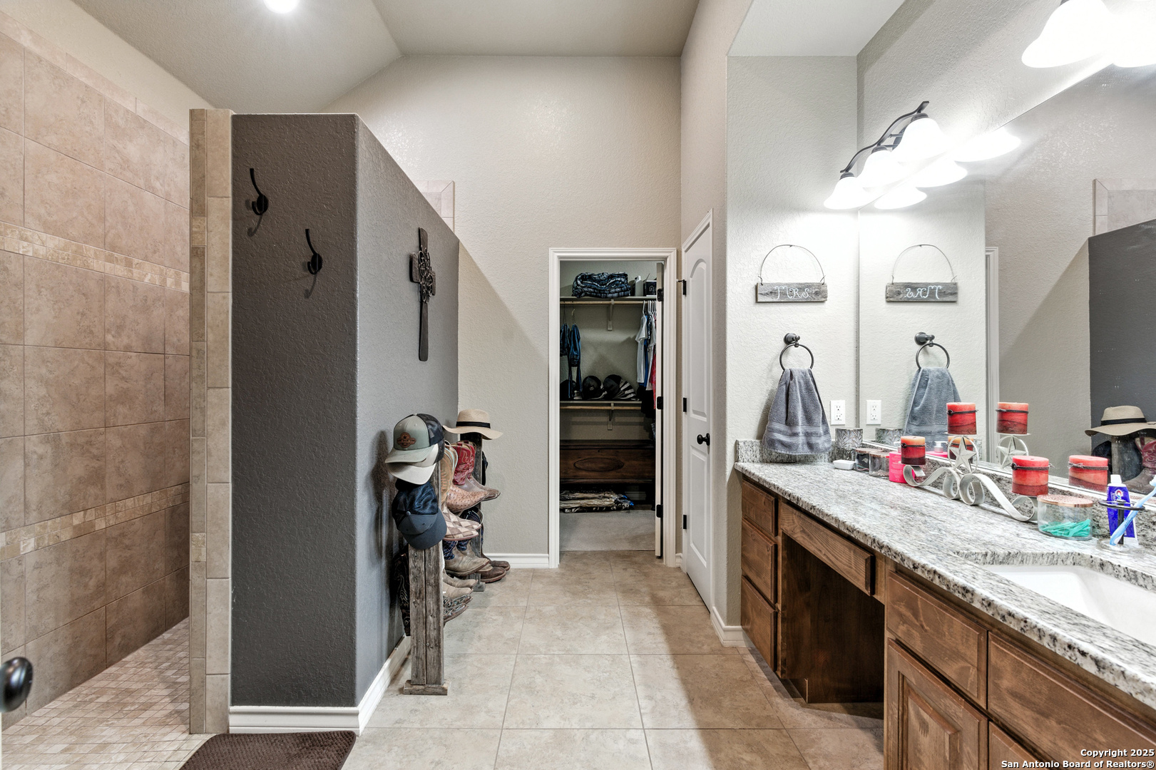 309 Hickory Trail La Vernia TX 78121