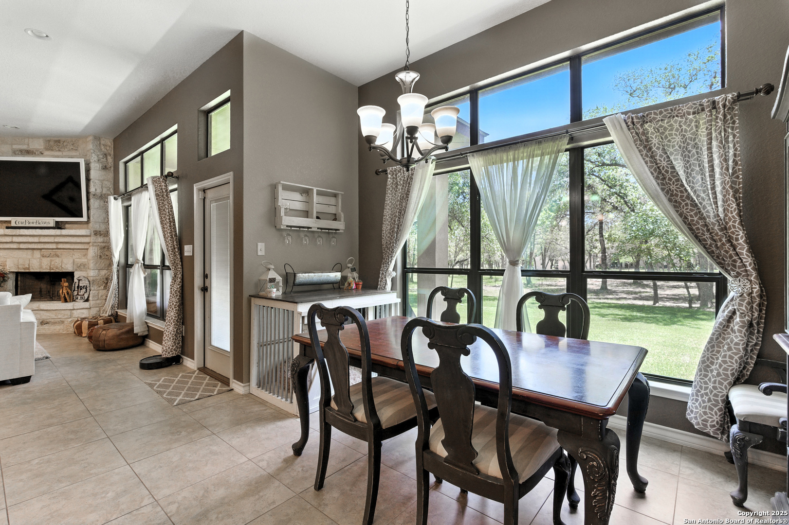 309 Hickory Trail La Vernia TX 78121