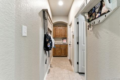 309 Hickory Trail La Vernia TX 78121