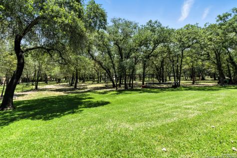 309 Hickory Trail La Vernia TX 78121