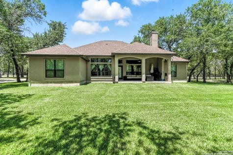 309 Hickory Trail La Vernia TX 78121
