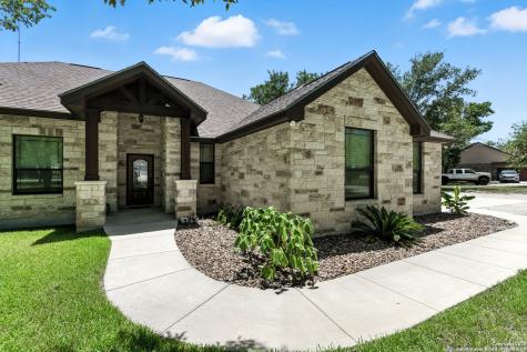 309 Hickory Trail La Vernia TX 78121