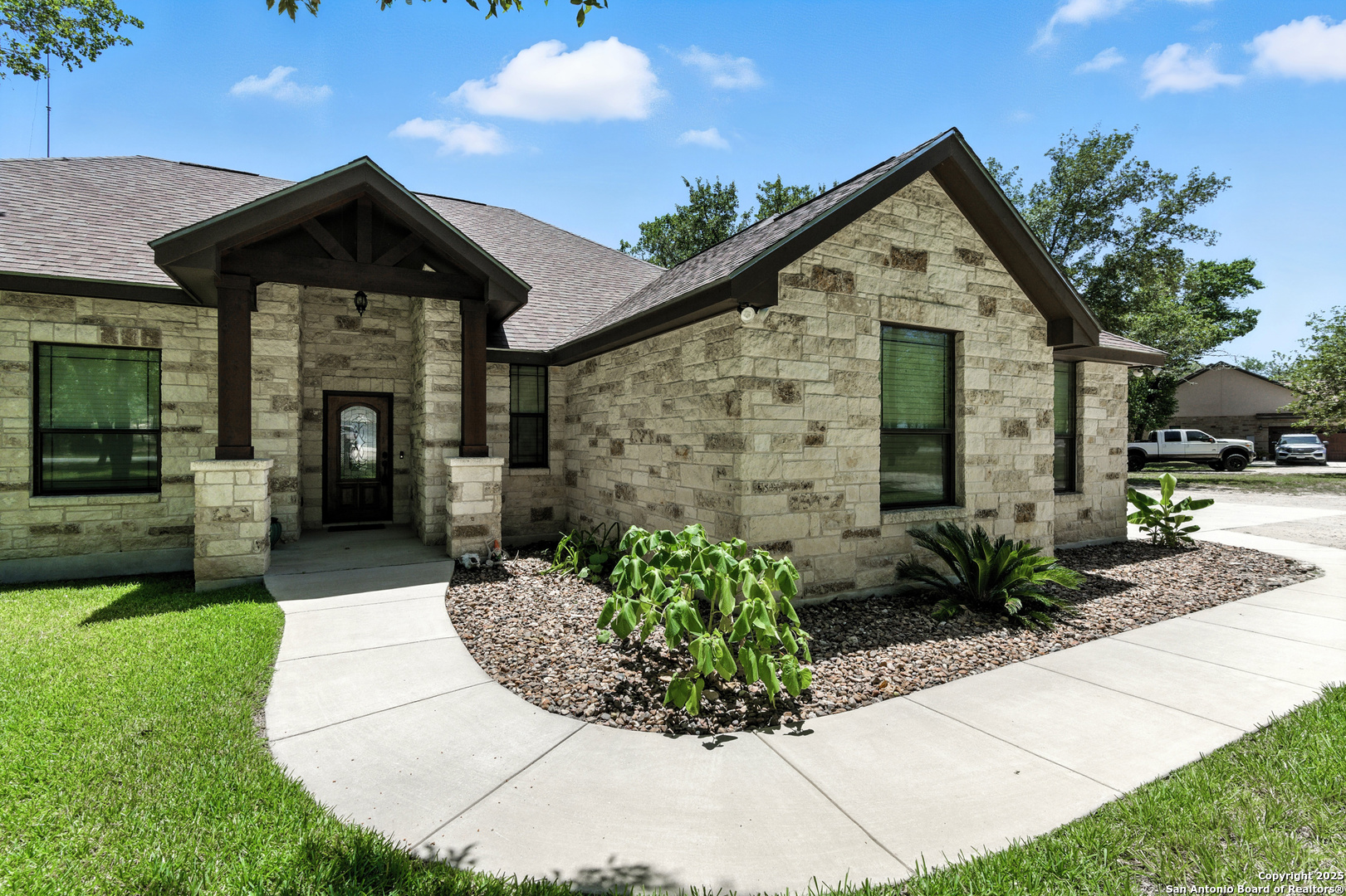309 Hickory Trail La Vernia TX 78121
