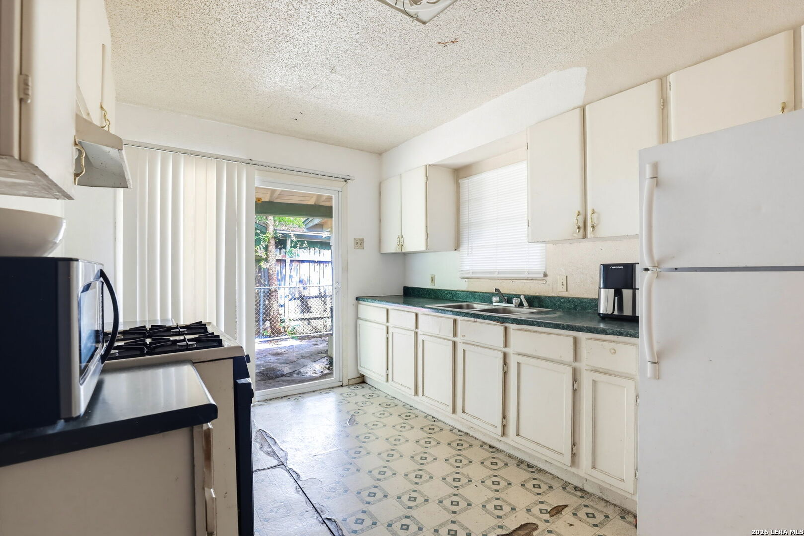 242 Brettonwood Drive San Antonio TX 78218