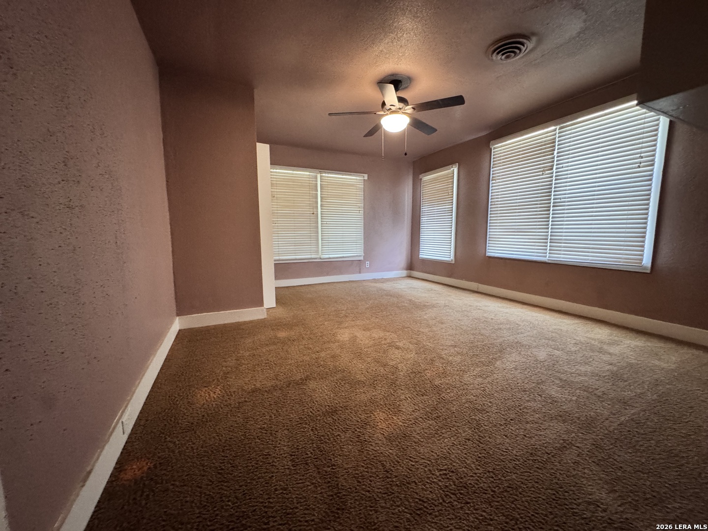 604 E Rio Grande Pearsall TX 78061