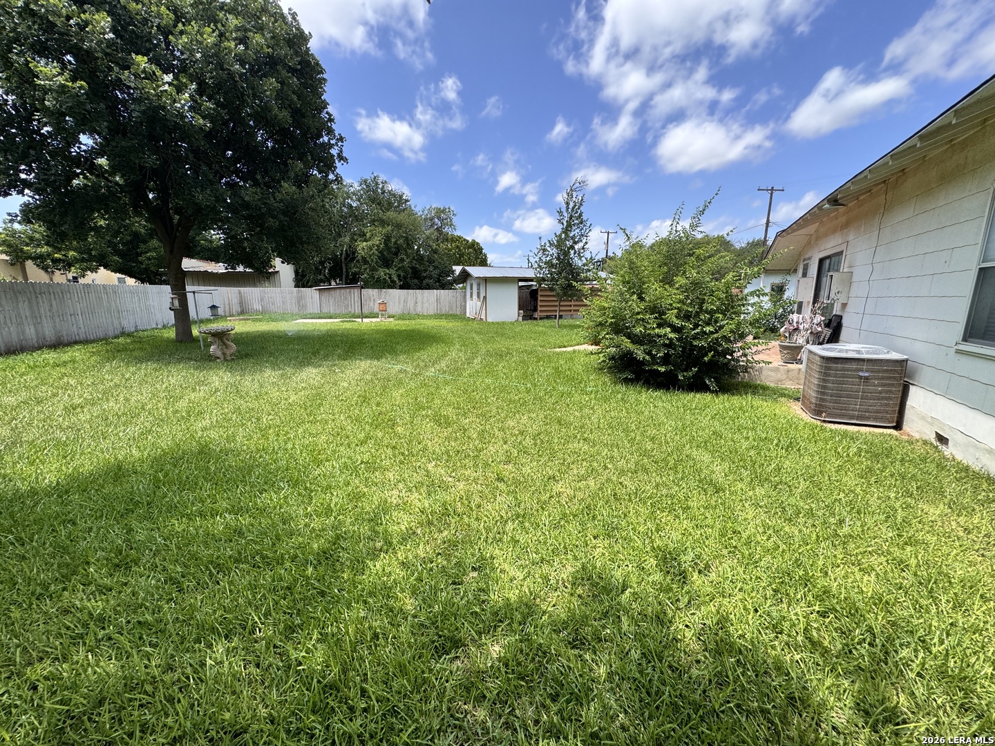 604 E Rio Grande Pearsall TX 78061