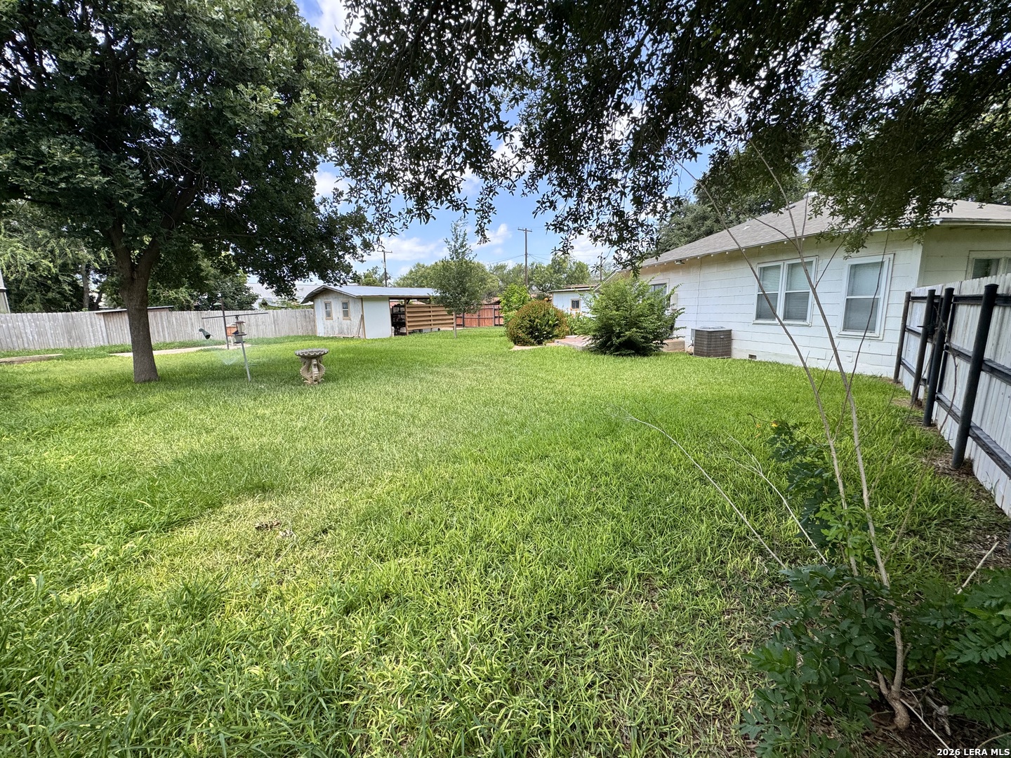 604 E Rio Grande Pearsall TX 78061