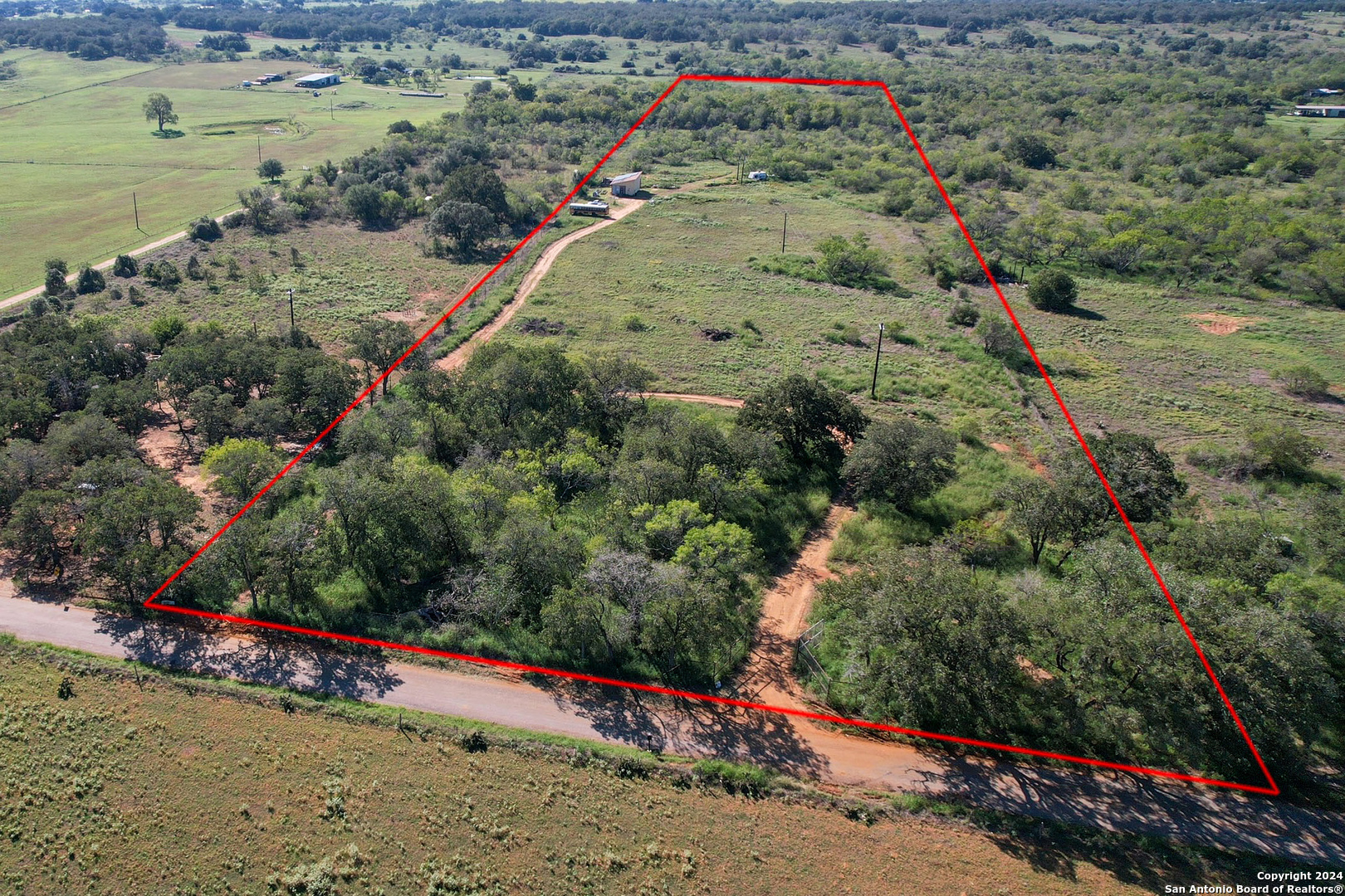 1366 County Road 467 Stockdale TX 78160