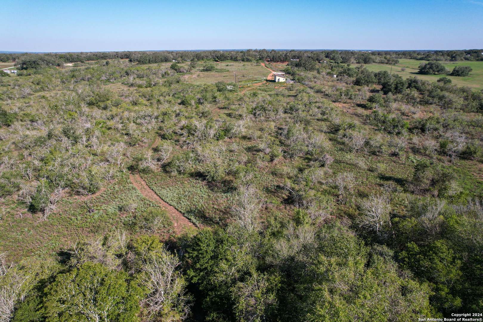 1366 County Road 467 Stockdale TX 78160