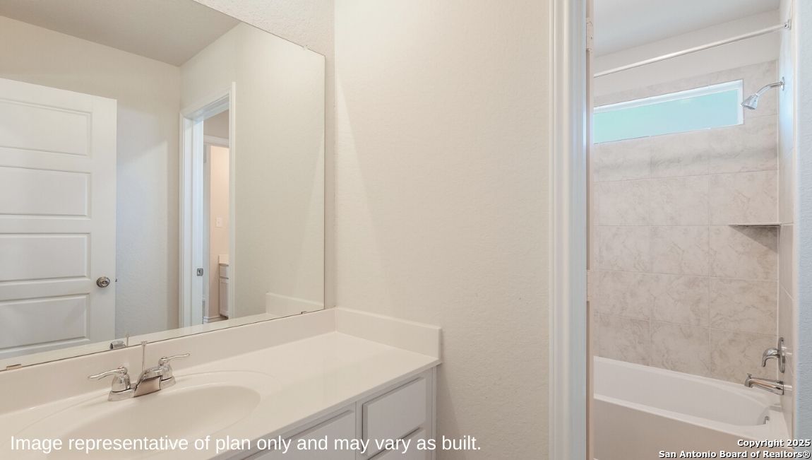 21083 Millstream Bend San Antonio TX 78266