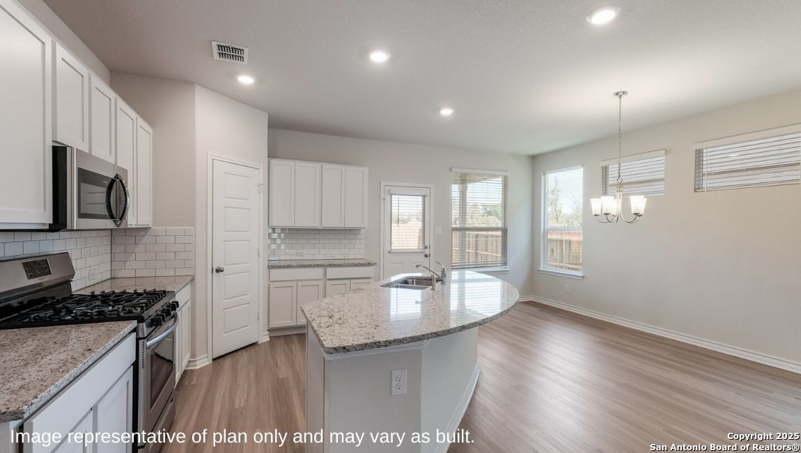 21083 Millstream Bend San Antonio TX 78266