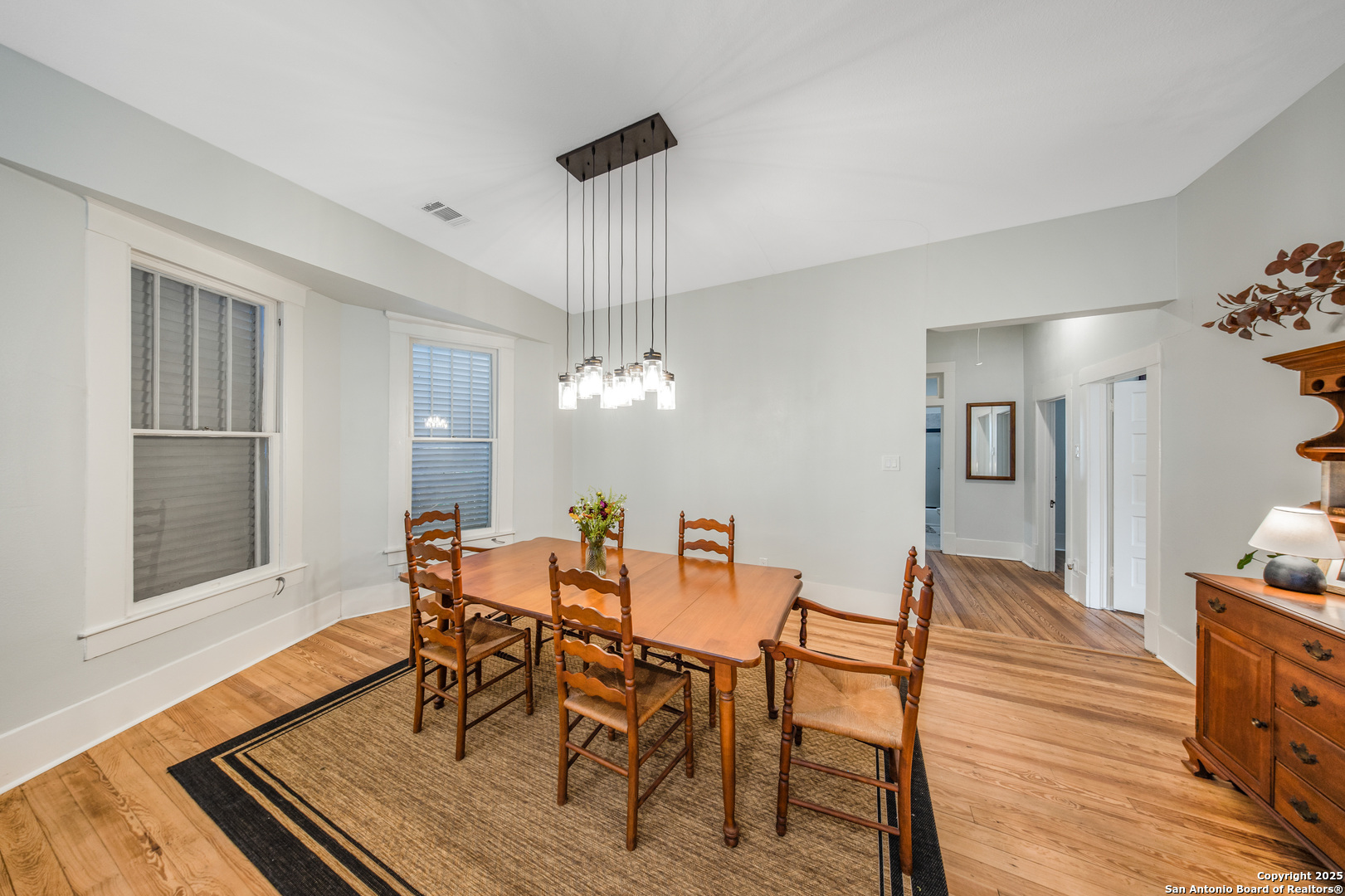 509 W Mistletoe Avenue San Antonio TX 78212