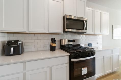 5006 Gem Parkway San Antonio TX 78266
