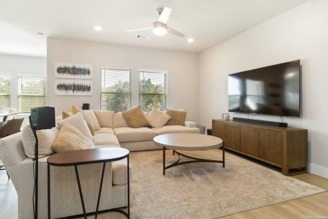 5006 Gem Parkway San Antonio TX 78266