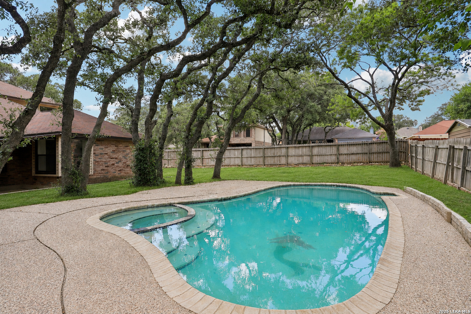 11202 Forest Shower Live Oak TX 78233