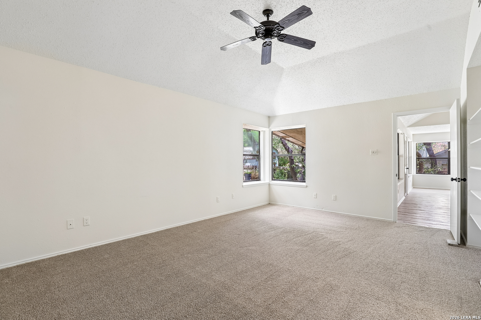 11202 Forest Shower Live Oak TX 78233