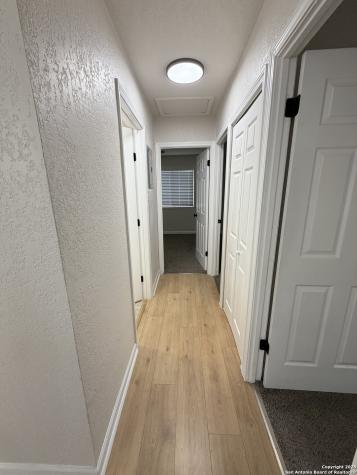 123 Moss Valley San Antonio TX 78227