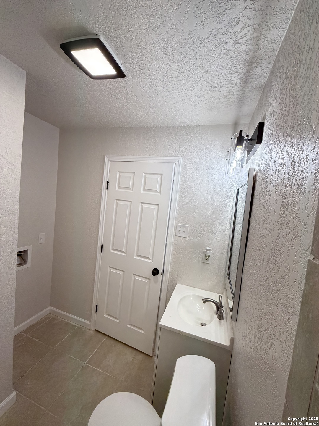 123 Moss Valley San Antonio TX 78227